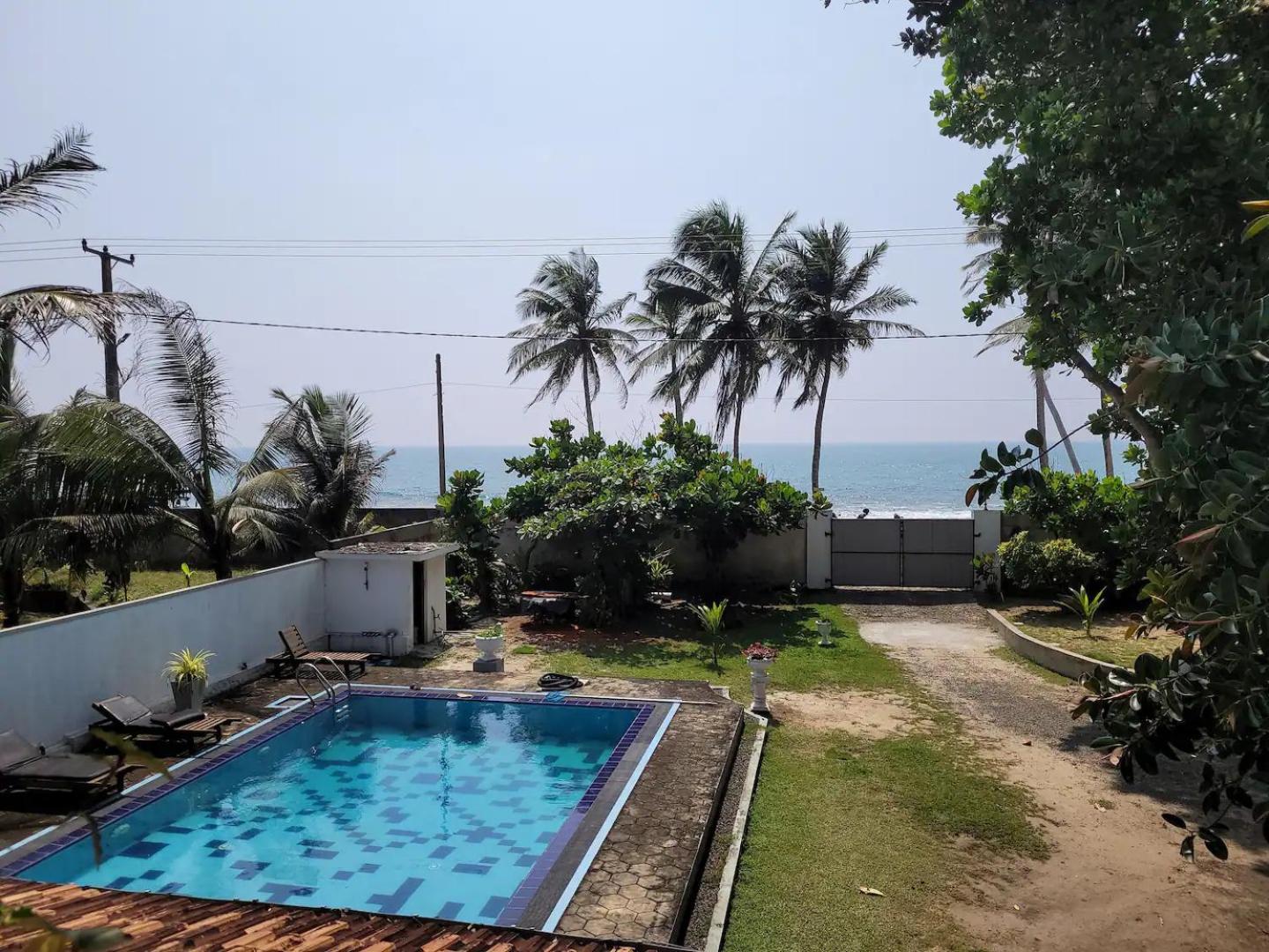 Villa Sea Sprays Hikkaduwa Exterior foto